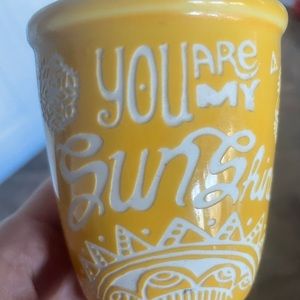Scentsy Plug In Warmer “ You Are My Sunshine”